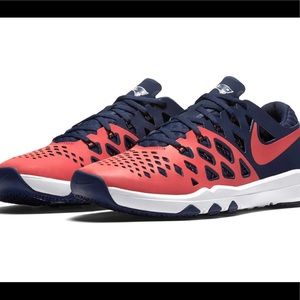 Nike NFL Patriots Shoes! NWOT! SuperBowl Bound!